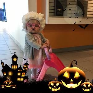 Meet your Posher, Amy